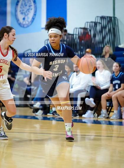 Thumbnail 2 in Bishop Grimes vs Jamesville-Dewitt photogallery.