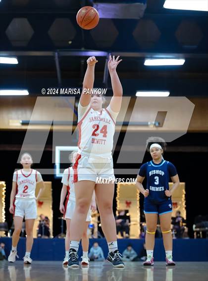Thumbnail 1 in Bishop Grimes vs Jamesville-Dewitt photogallery.