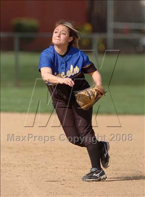 Thumbnail 2 in Lincoln vs. Del Oro (Pre-Season Tournament of Champions) photogallery.