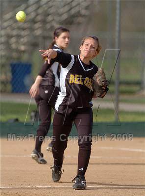 Thumbnail 1 in Lincoln vs. Del Oro (Pre-Season Tournament of Champions) photogallery.