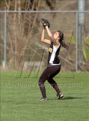 Thumbnail 1 in Lincoln vs. Del Oro (Pre-Season Tournament of Champions) photogallery.