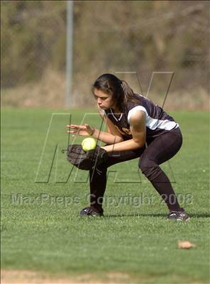 Thumbnail 3 in Lincoln vs. Del Oro (Pre-Season Tournament of Champions) photogallery.