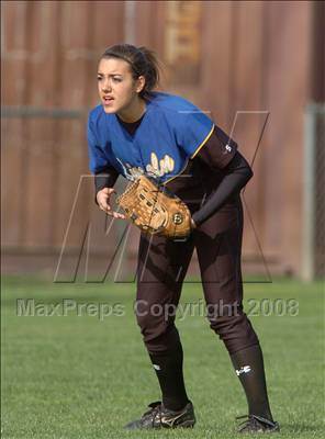 Thumbnail 3 in Lincoln vs. Del Oro (Pre-Season Tournament of Champions) photogallery.