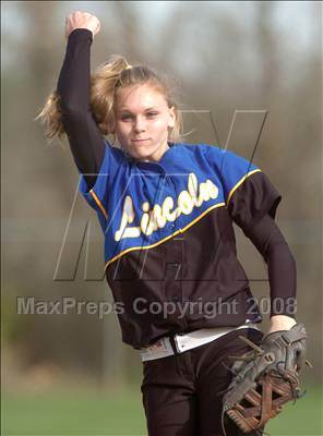 Thumbnail 2 in Lincoln vs. Del Oro (Pre-Season Tournament of Champions) photogallery.