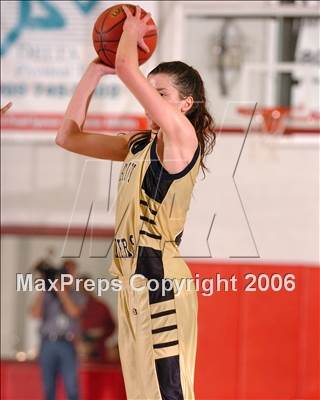 Thumbnail 2 in Edison vs. Nevada Union (Section Playoffs) photogallery.