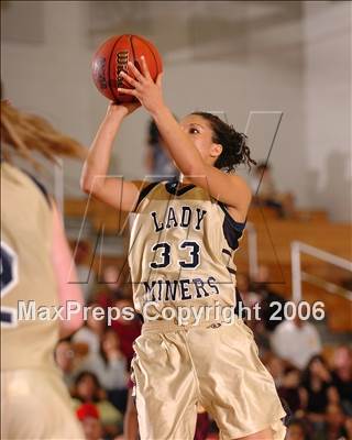 Thumbnail 1 in Edison vs. Nevada Union (Section Playoffs) photogallery.