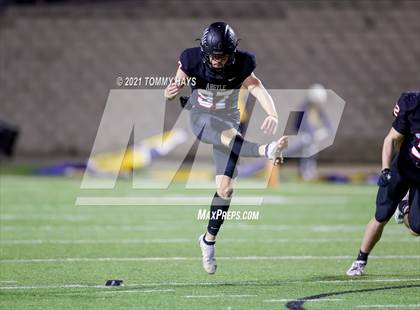 Thumbnail 1 in Argyle vs. Stephenville (UIL 4A Region Playoff) photogallery.