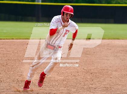 Thumbnail 3 in Terre Haute North Vigo vs. Plainfield (Sectional Semifinal) photogallery.