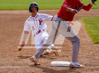 Thumbnail 2 in Terre Haute North Vigo vs. Plainfield (Sectional Semifinal) photogallery.