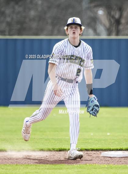 Thumbnail 1 in Pottsboro @ Leonard photogallery.