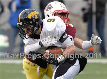 Thumbnail 1 in Shawnee vs. Cardinal Mooney (OHSAA D3 Final) photogallery.