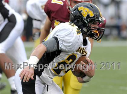 Thumbnail 3 in Shawnee vs. Cardinal Mooney (OHSAA D3 Final) photogallery.