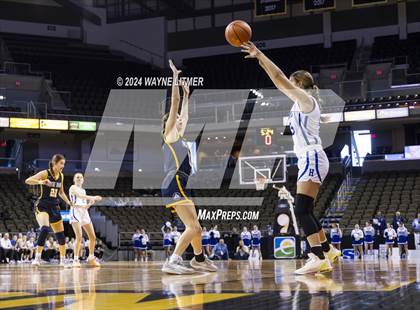 Thumbnail 3 in Notre Dame vs Highlands (2024 9th Region Girls Basketball Tournament) photogallery.