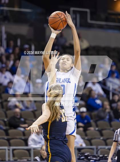 Thumbnail 1 in Notre Dame vs Highlands (2024 9th Region Girls Basketball Tournament) photogallery.