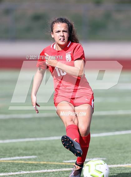 Thumbnail 2 in ThunderRidge @ Regis Jesuit photogallery.