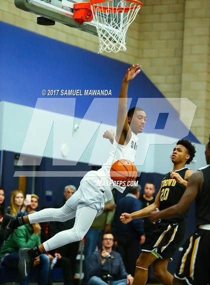 Thumbnail 3 in Sierra Canyon vs Bishop O'Dowd (Sierra Canyon Super Showcase) photogallery.