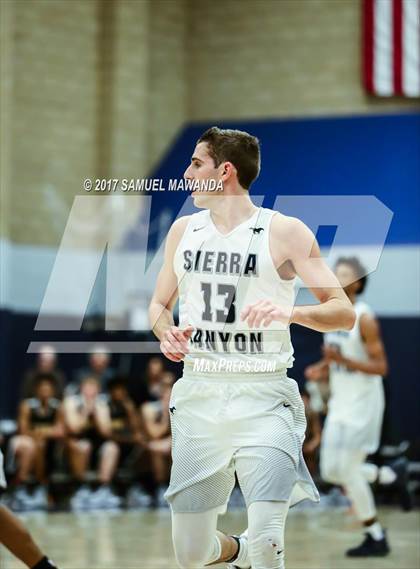 Thumbnail 2 in Sierra Canyon vs Bishop O'Dowd (Sierra Canyon Super Showcase) photogallery.