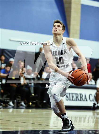 Thumbnail 3 in Sierra Canyon vs Bishop O'Dowd (Sierra Canyon Super Showcase) photogallery.
