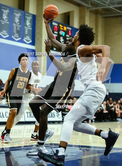 Thumbnail 3 in Sierra Canyon vs Bishop O'Dowd (Sierra Canyon Super Showcase) photogallery.