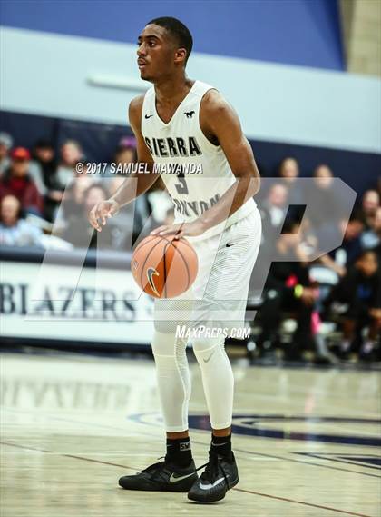 Thumbnail 2 in Sierra Canyon vs Bishop O'Dowd (Sierra Canyon Super Showcase) photogallery.