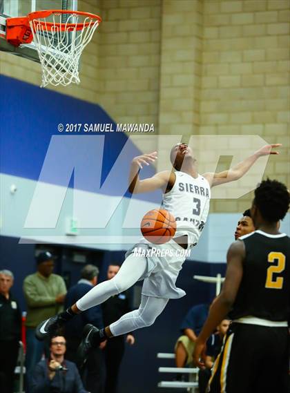 Thumbnail 1 in Sierra Canyon vs Bishop O'Dowd (Sierra Canyon Super Showcase) photogallery.
