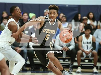 Thumbnail 1 in Sierra Canyon vs Bishop O'Dowd (Sierra Canyon Super Showcase) photogallery.