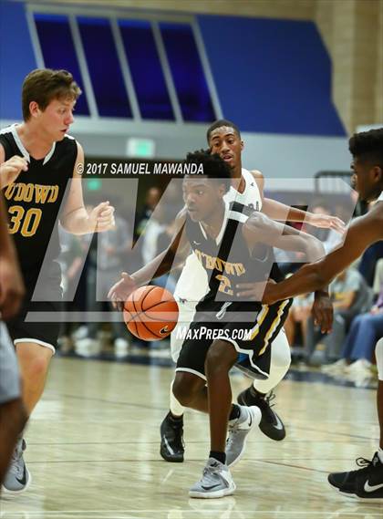 Thumbnail 1 in Sierra Canyon vs Bishop O'Dowd (Sierra Canyon Super Showcase) photogallery.