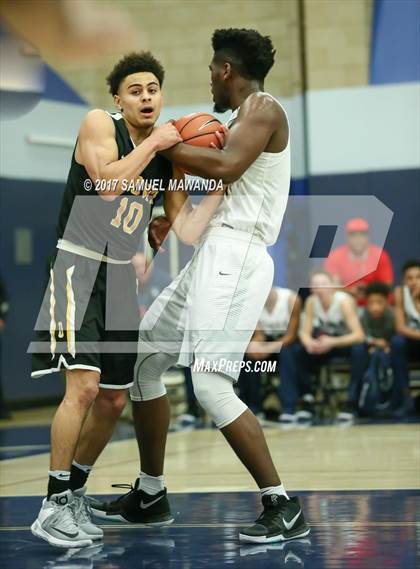 Thumbnail 1 in Sierra Canyon vs Bishop O'Dowd (Sierra Canyon Super Showcase) photogallery.