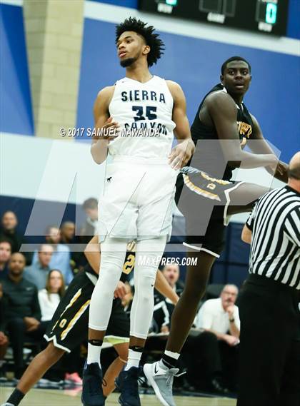 Thumbnail 2 in Sierra Canyon vs Bishop O'Dowd (Sierra Canyon Super Showcase) photogallery.