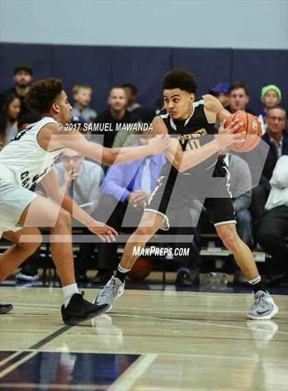 Thumbnail 2 in Sierra Canyon vs Bishop O'Dowd (Sierra Canyon Super Showcase) photogallery.