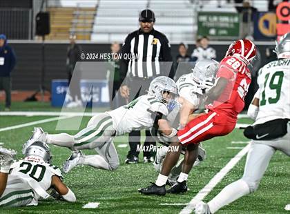 Thumbnail 2 in De La Salle vs. Mater Dei (CIF State Open Division Final) photogallery.