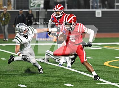 Thumbnail 3 in De La Salle vs. Mater Dei (CIF State Open Division Final) photogallery.