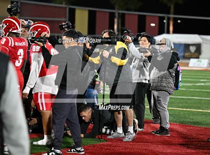 Thumbnail 3 in De La Salle vs. Mater Dei (CIF State Open Division Final) photogallery.