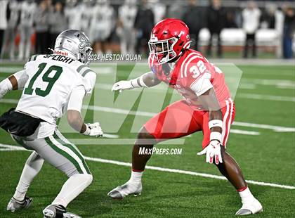 Thumbnail 1 in De La Salle vs. Mater Dei (CIF State Open Division Final) photogallery.