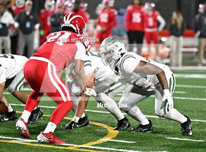 Thumbnail 1 in De La Salle vs. Mater Dei (CIF State Open Division Final) photogallery.