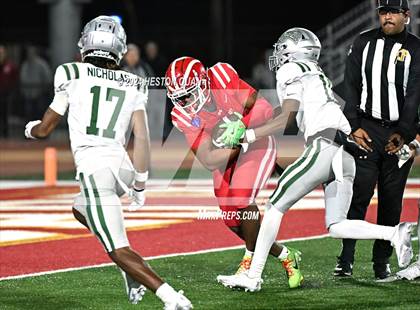 Thumbnail 1 in De La Salle vs. Mater Dei (CIF State Open Division Final) photogallery.