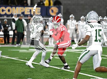 Thumbnail 3 in De La Salle vs. Mater Dei (CIF State Open Division Final) photogallery.