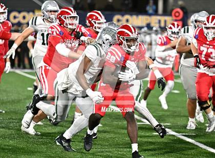 Thumbnail 2 in De La Salle vs. Mater Dei (CIF State Open Division Final) photogallery.