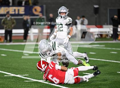 Thumbnail 3 in De La Salle vs. Mater Dei (CIF State Open Division Final) photogallery.