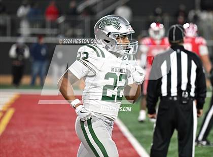 Thumbnail 2 in De La Salle vs. Mater Dei (CIF State Open Division Final) photogallery.