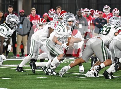 Thumbnail 2 in De La Salle vs. Mater Dei (CIF State Open Division Final) photogallery.
