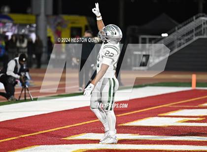 Thumbnail 1 in De La Salle vs. Mater Dei (CIF State Open Division Final) photogallery.