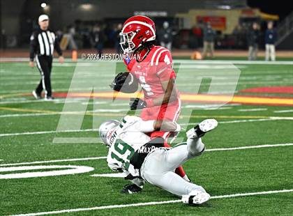 Thumbnail 3 in De La Salle vs. Mater Dei (CIF State Open Division Final) photogallery.
