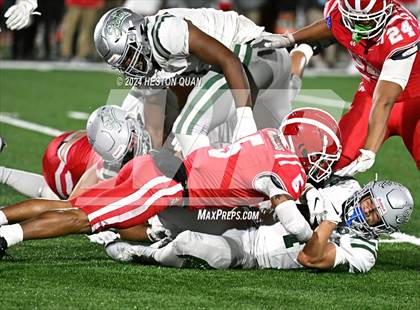 Thumbnail 3 in De La Salle vs. Mater Dei (CIF State Open Division Final) photogallery.