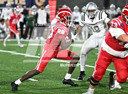 Thumbnail 3 in De La Salle vs. Mater Dei (CIF State Open Division Final) photogallery.