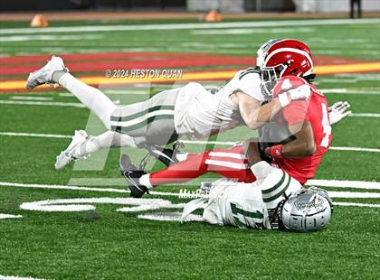 Thumbnail 3 in De La Salle vs. Mater Dei (CIF State Open Division Final) photogallery.