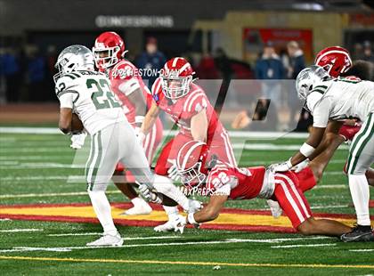 Thumbnail 1 in De La Salle vs. Mater Dei (CIF State Open Division Final) photogallery.