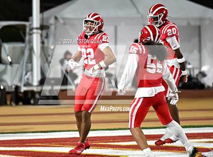 Thumbnail 2 in De La Salle vs. Mater Dei (CIF State Open Division Final) photogallery.