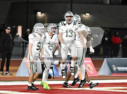 Thumbnail 3 in De La Salle vs. Mater Dei (CIF State Open Division Final) photogallery.