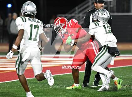 Thumbnail 2 in De La Salle vs. Mater Dei (CIF State Open Division Final) photogallery.